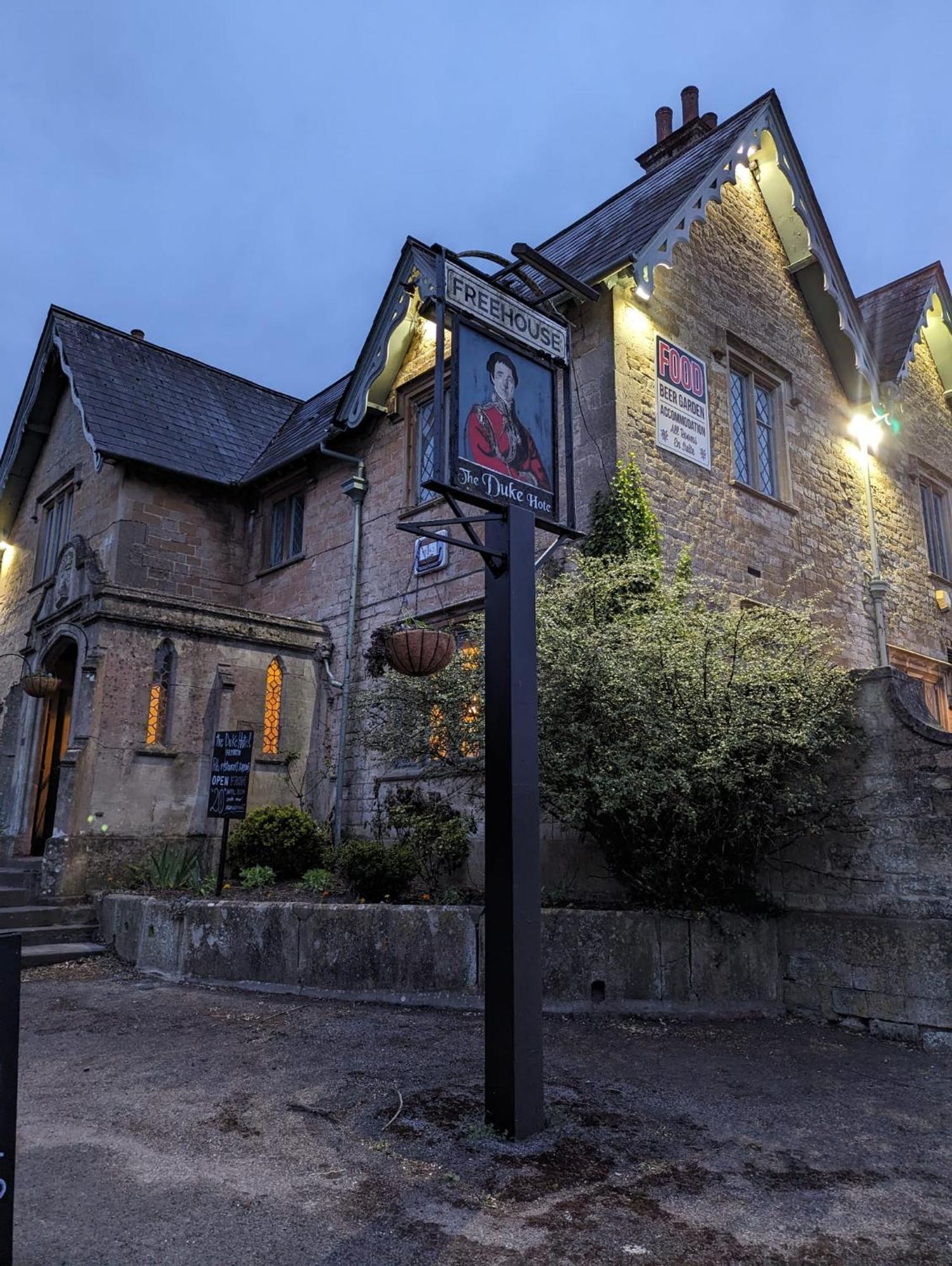 The Duke Hotel Hilmarton Exterior foto